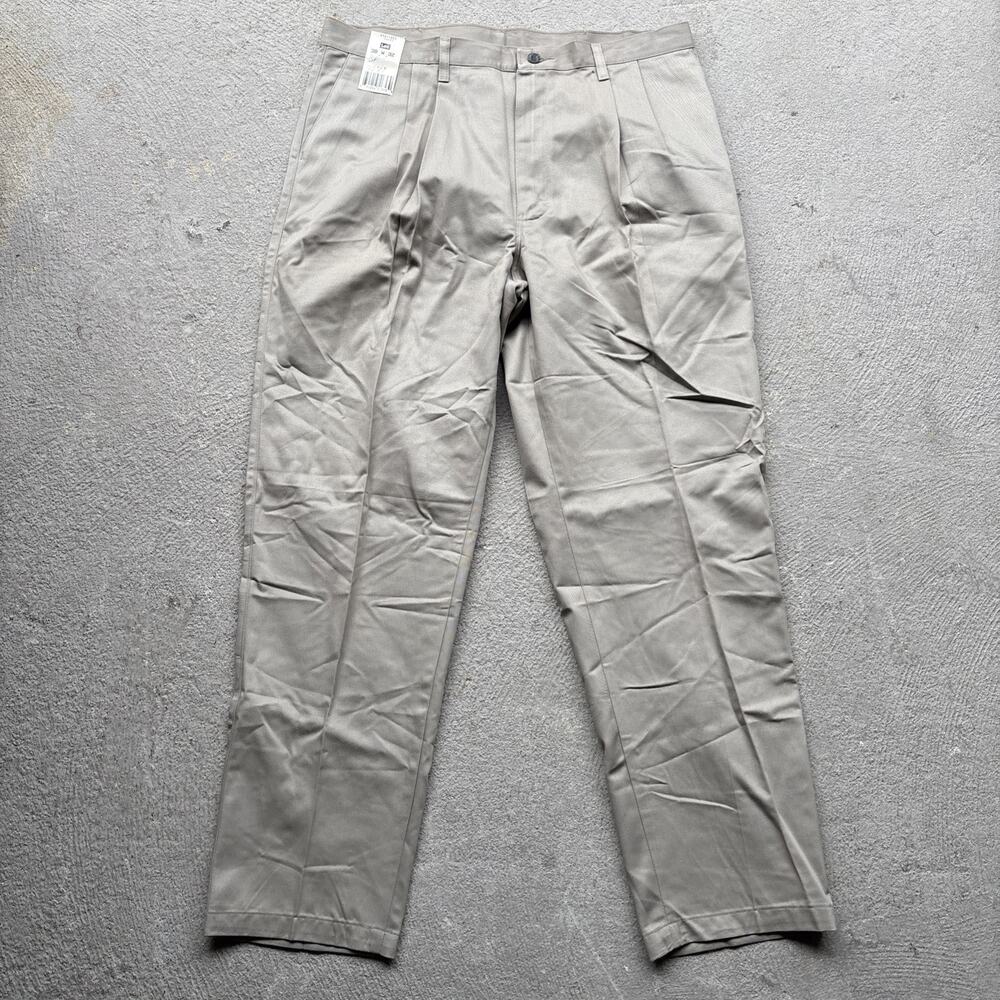 Vintage 90s Lee Men’s Double-Pleat Relaxed Fit Deadstock Cotton Khakis 38x32 NWT